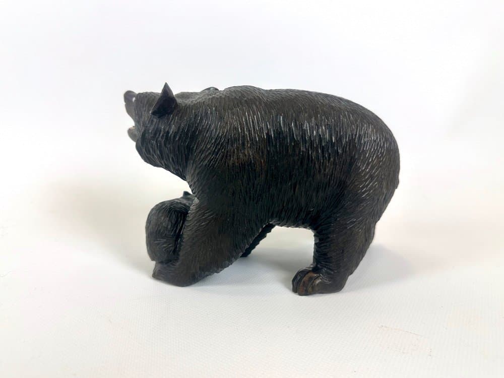 Ainu Figurine Bear with Cub, brown walnut, Japan, early 20th c. - 151240