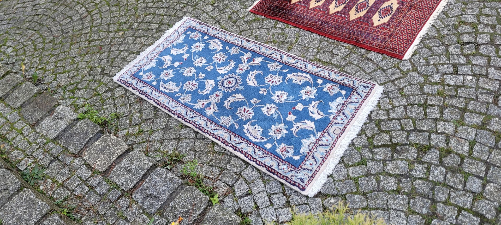 Rug Nain, navy blue, 68x145cm, Iran, early 20th c. - 134652