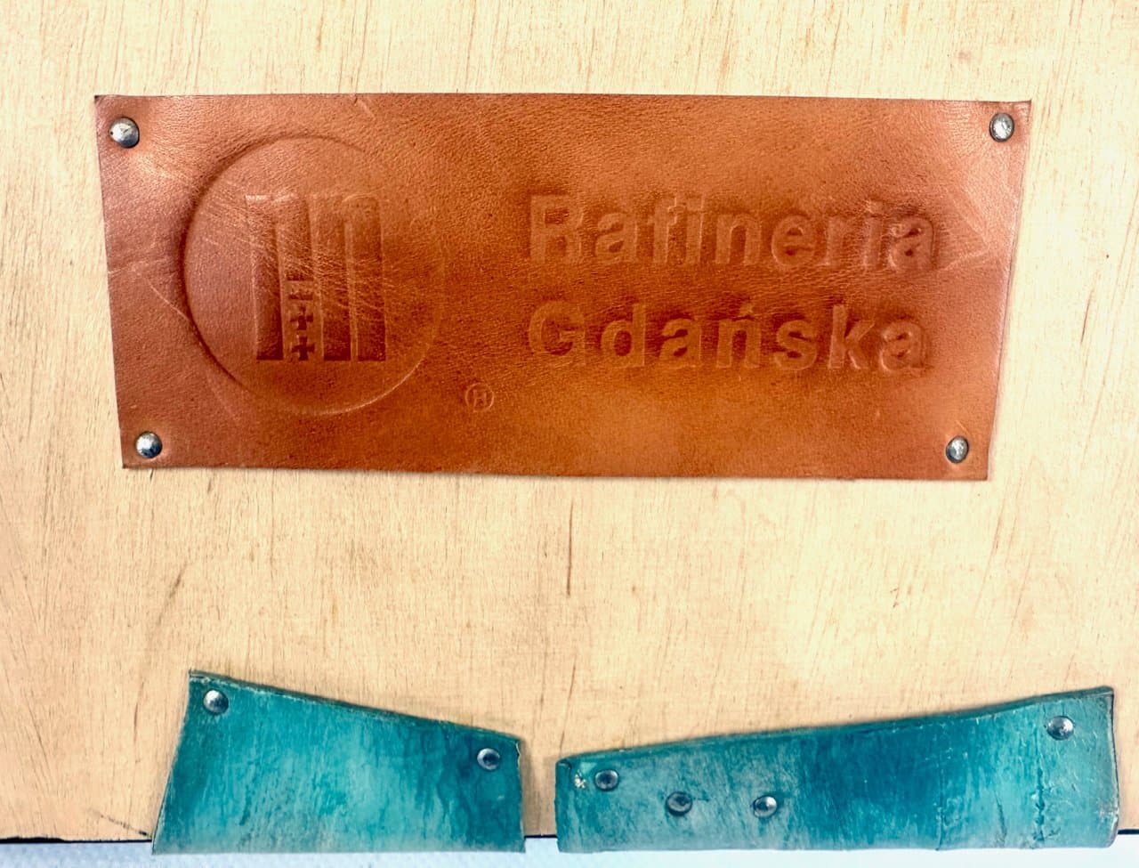 Wall relief, olive, natural leather, plywood, by W. Wieczorkiewicz, Poland, 1990s. - 151400