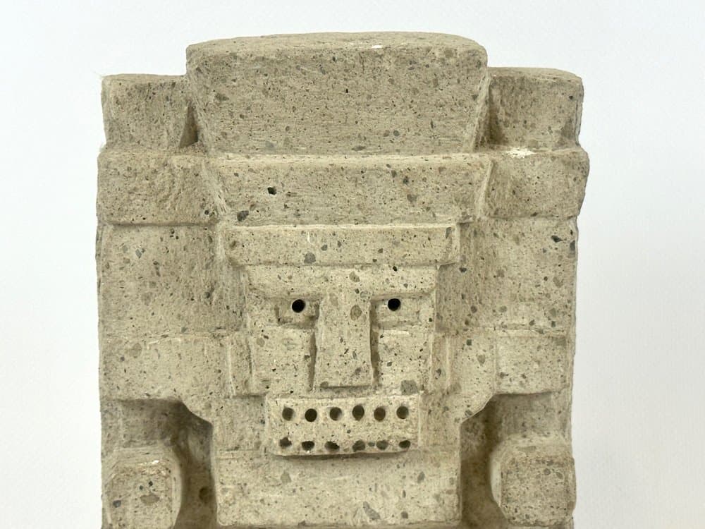 Figurka Tlaloc, beżowy, kamień, Meksyk, XIX w. - 151422