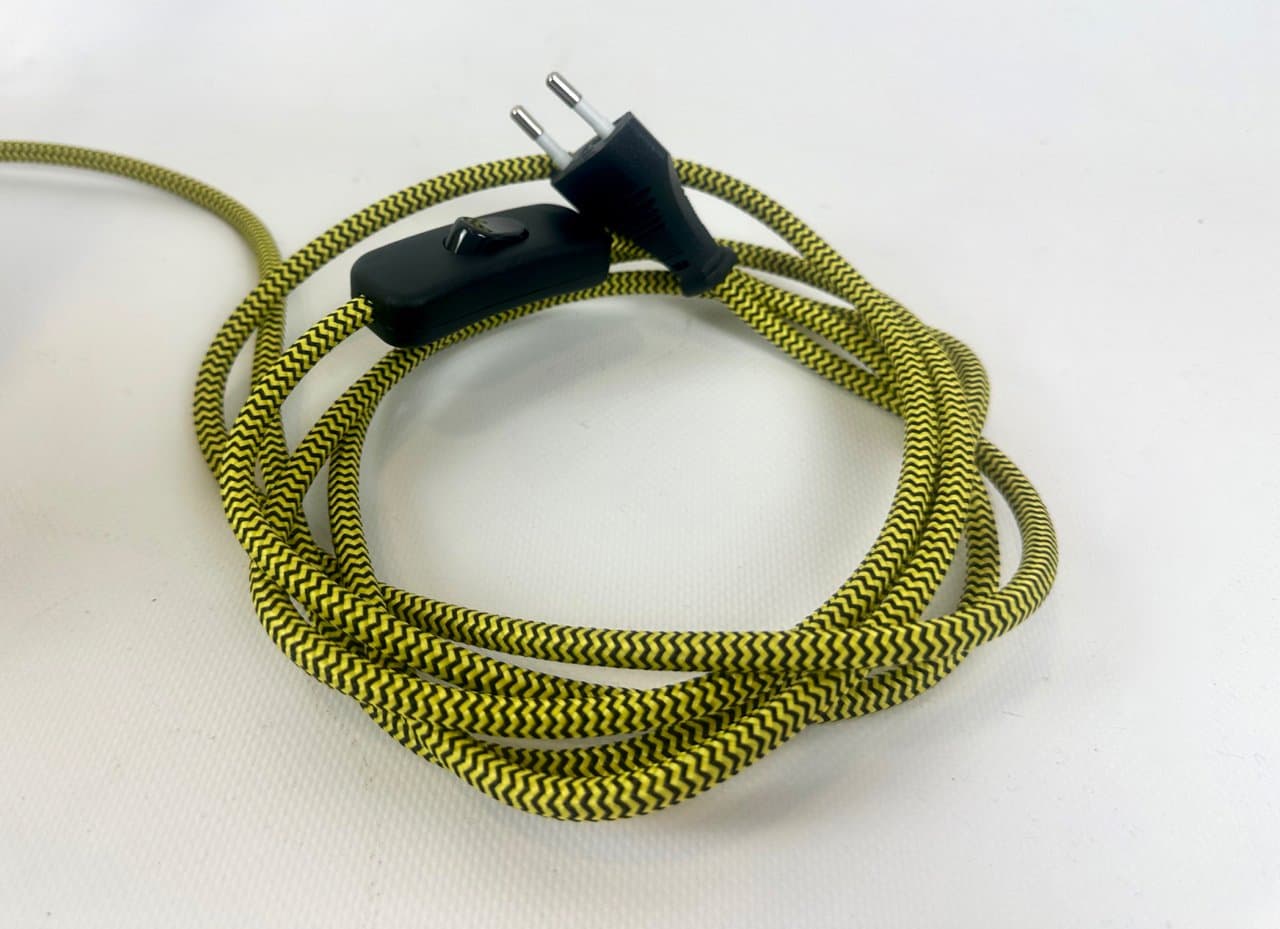 Table Lamp Bobo, yellow plastic, by S. Todeschini, Telcer, Italy, 1970s. - 151534