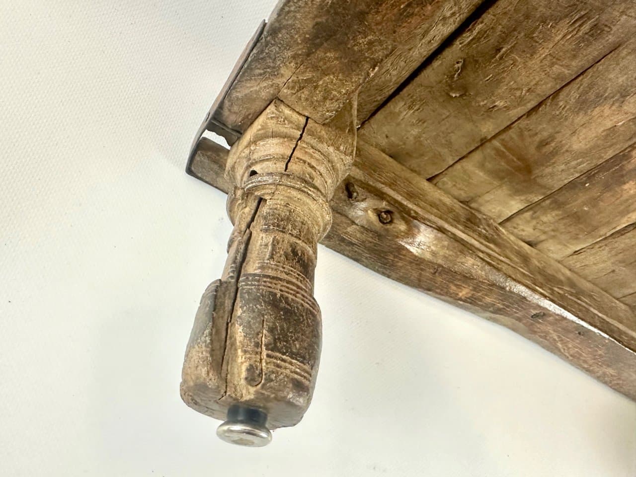 Coffee table, brown wood steel, India, 19th c. - 152002