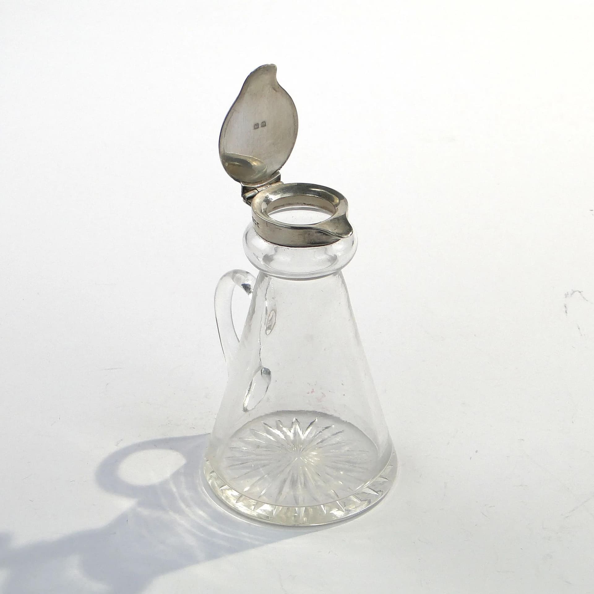 Karafka Edwardian, kryształ transparentny, srebro, Wielka Brytania, początek XX w. - 9171