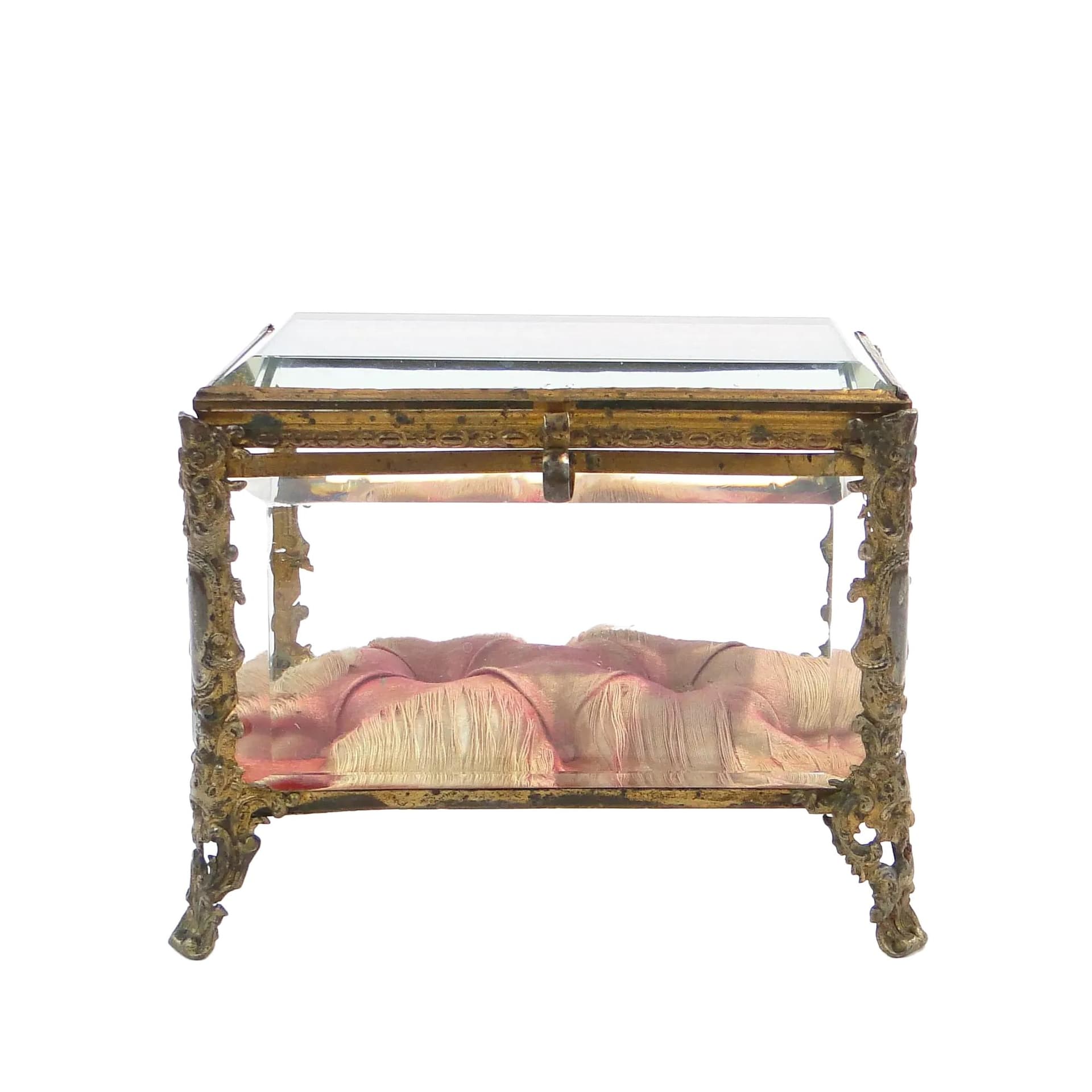 Jewelry box, transparent crystal glass, gilt bronze, France, 19th c.