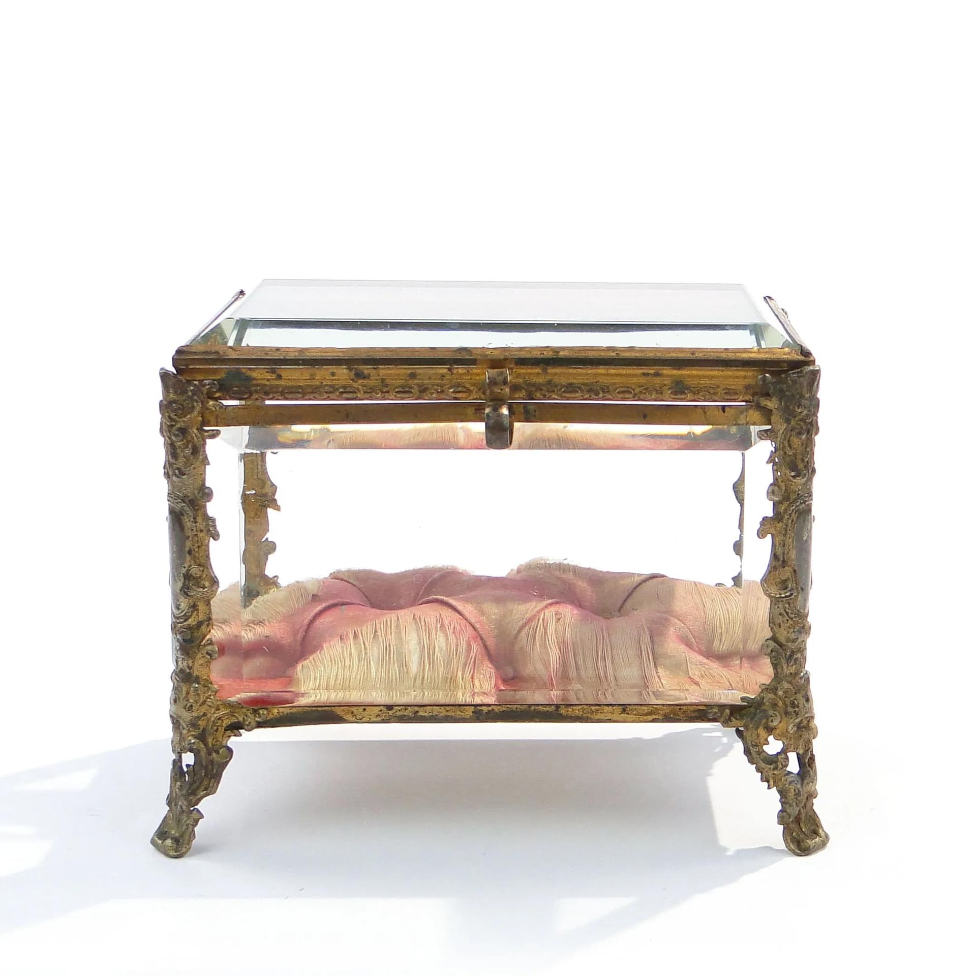 Jewelry box, transparent crystal glass, gilt bronze, France, 19th c. - 9157
