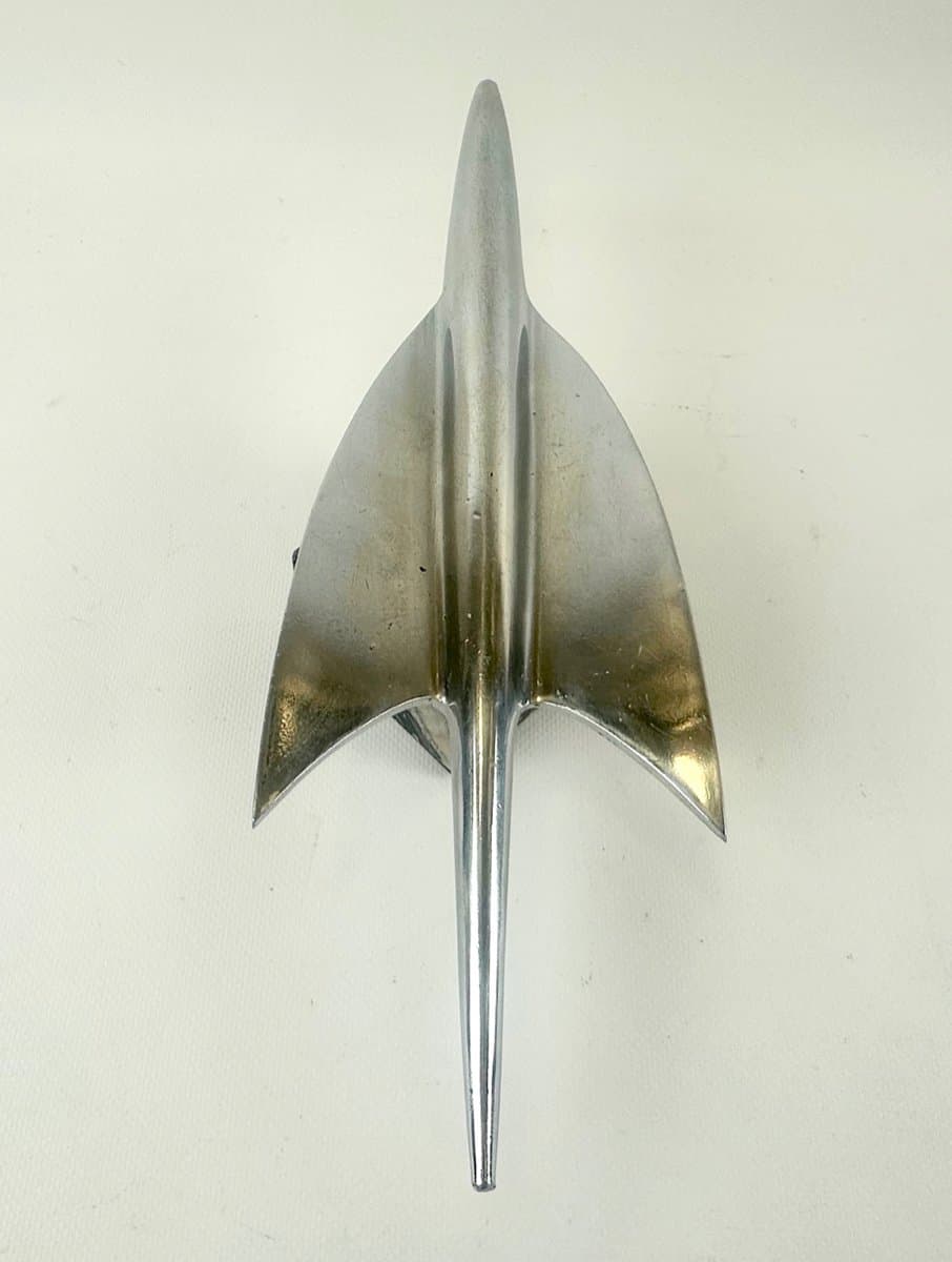 Maskotka samochodowa Art déco Simca Ariane, srebrny, mosiądz niklowany, marmur czarny, Francja, lata 60. - 152382