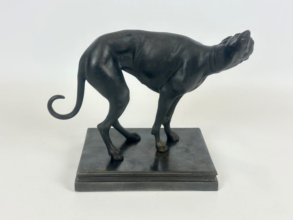 Figurine greyhound, black, cast iron, France, early 20th c. - 152547
