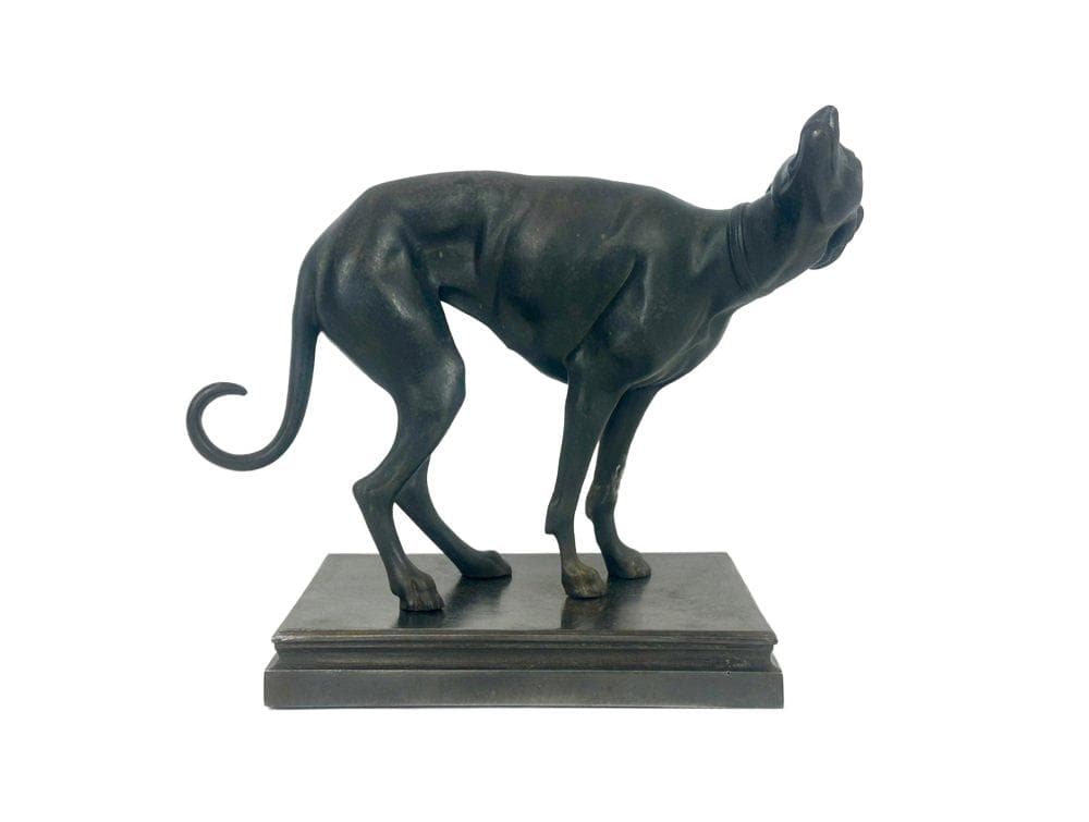Figurine greyhound, black, cast iron, France, early 20th c.