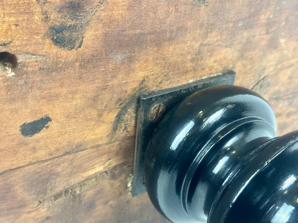 Stołek fortepianowy, oliwkowa tkanina, buk czarny, początek XX w. - 152640