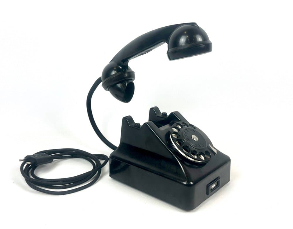 Table lamp, Art Deco Bauhaus, black Bakelite, Poland, 1950s - 152652