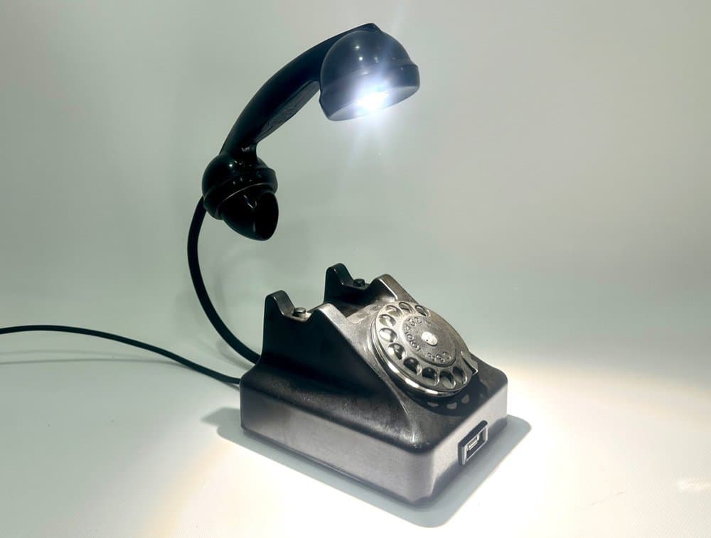 Table lamp, Art Deco Bauhaus, black Bakelite, Poland, 1950s - 152646