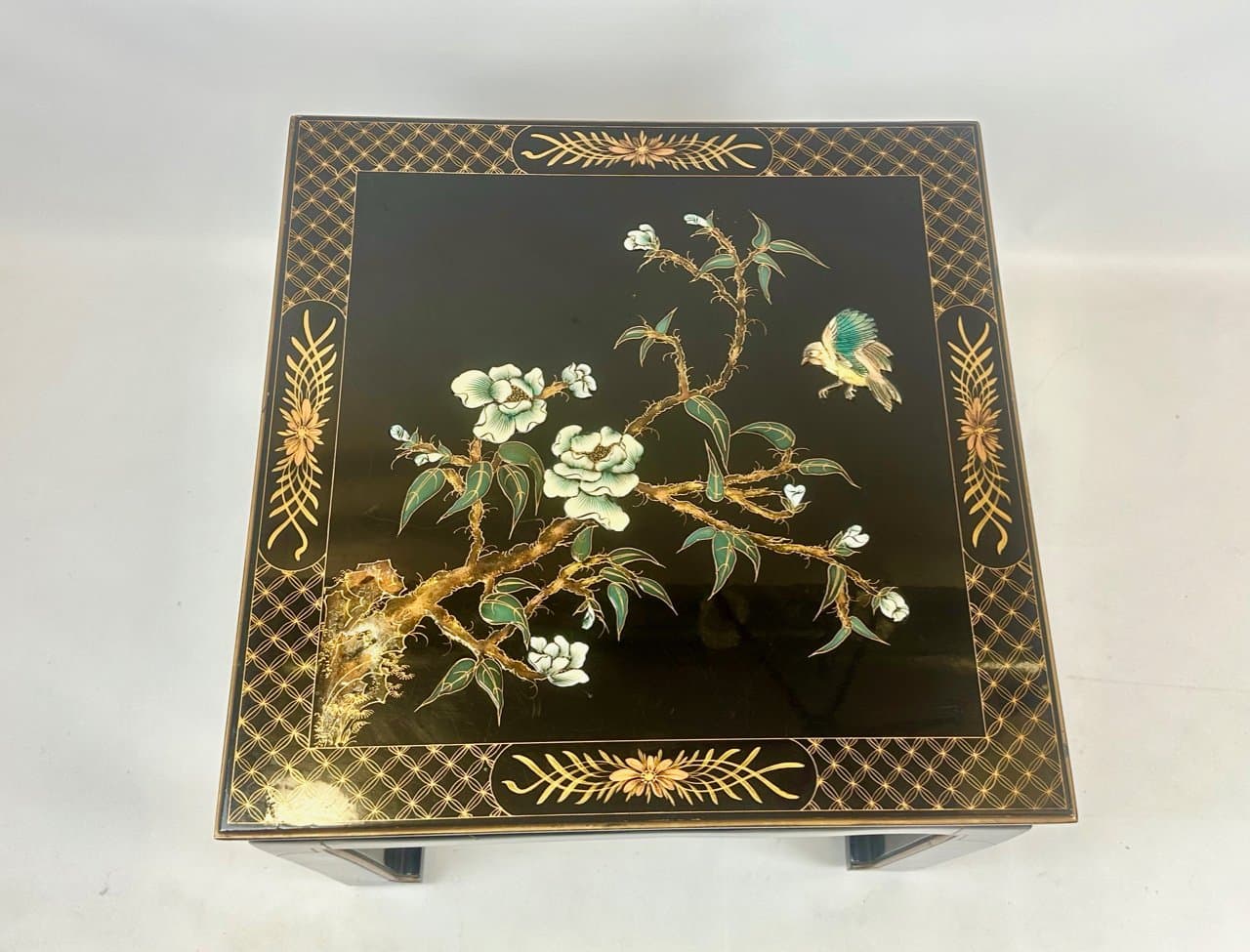 Coffee table, black lacquered wood, China, 1950s. - 152658