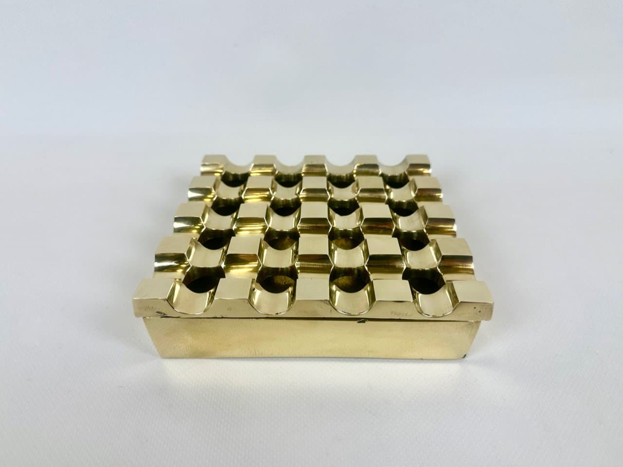 Popielniczka Ultima, złoty mosiądz, Szwecja, lata 60. - 152750