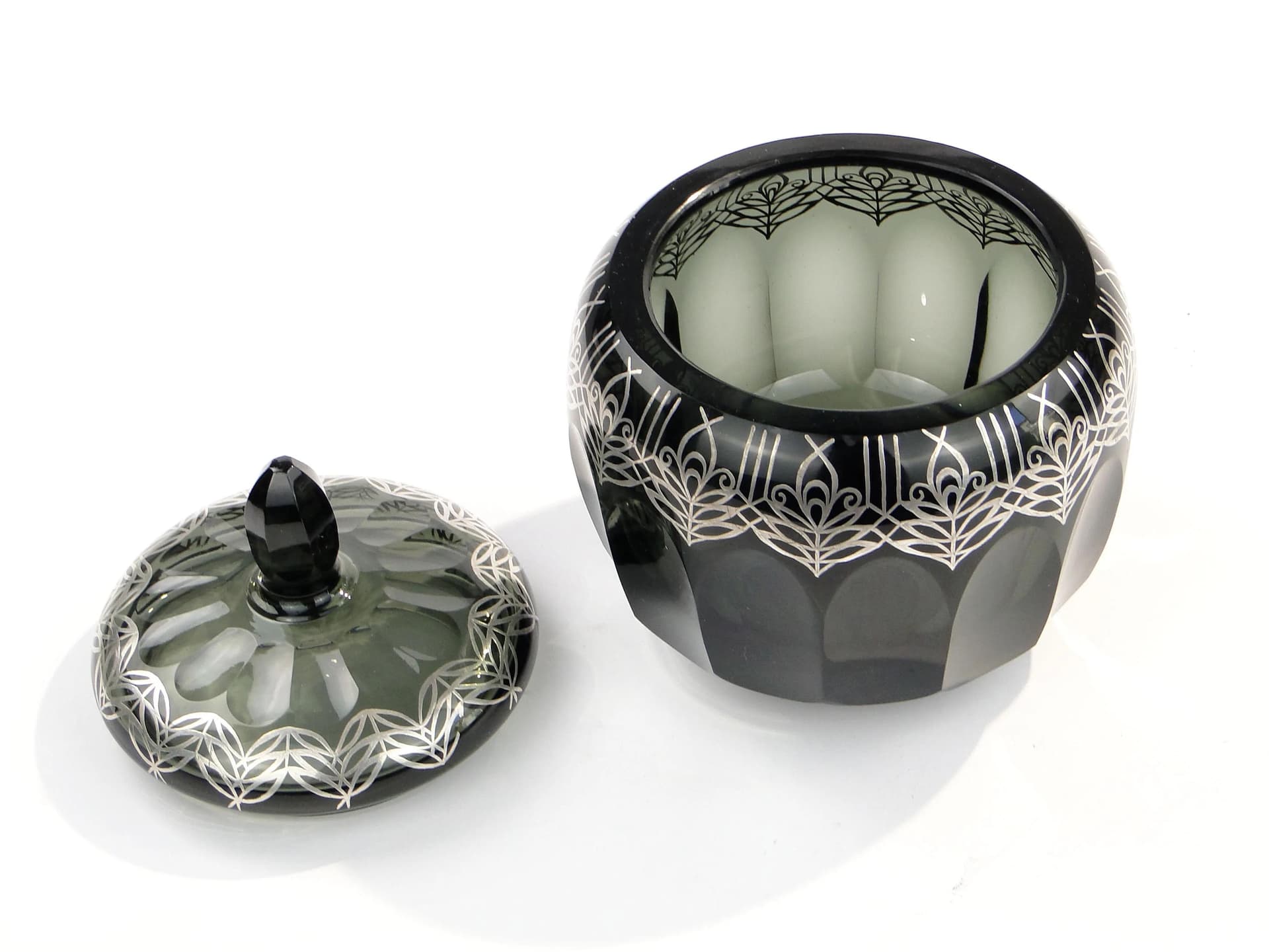 Bonbonniere, indigo-grey glass, silver, by S. Haertl, Poland, 1940s. - 9118