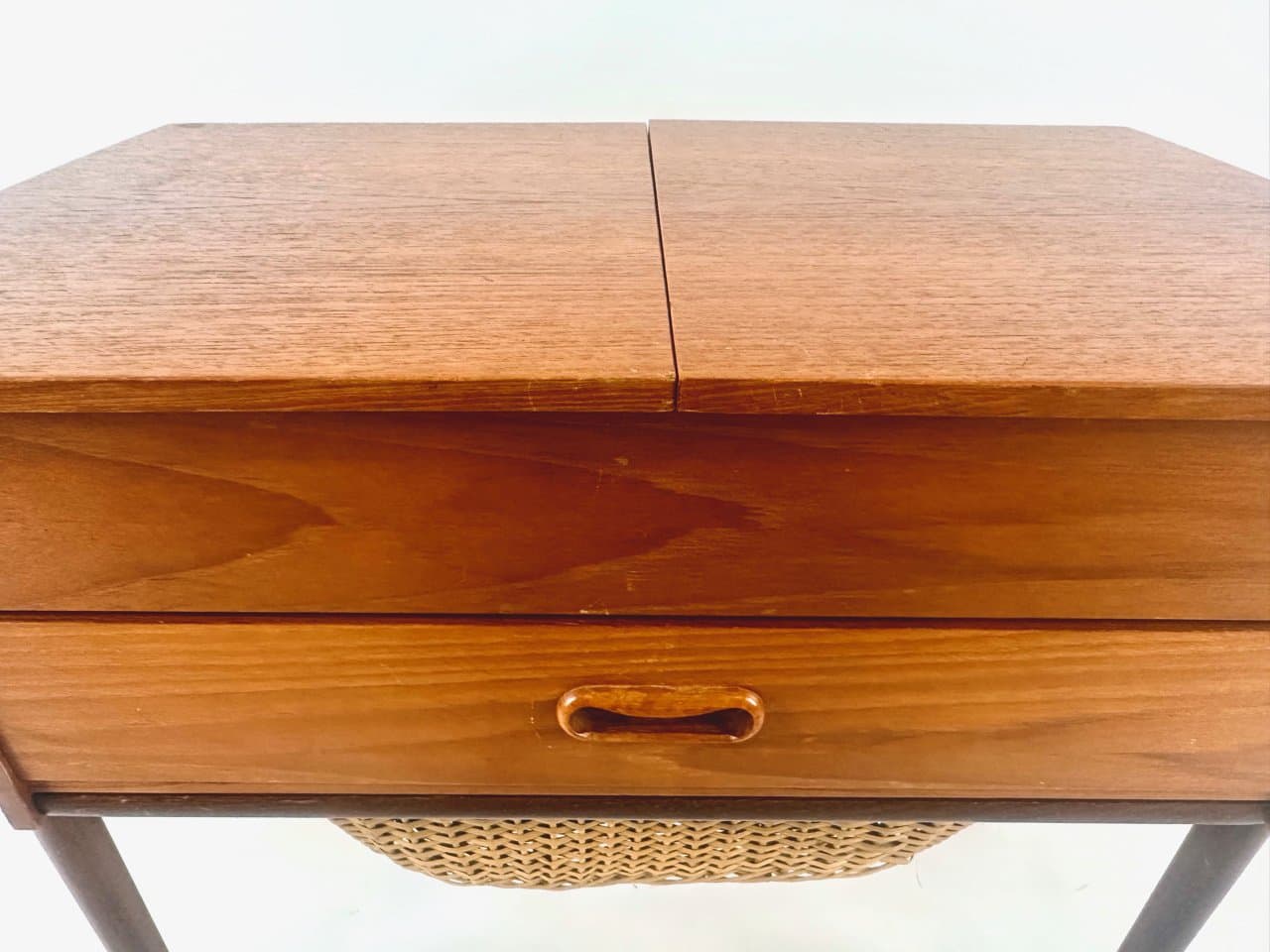 Stolik do szycia, teak brązowy, Dania, lata 60. - 152811