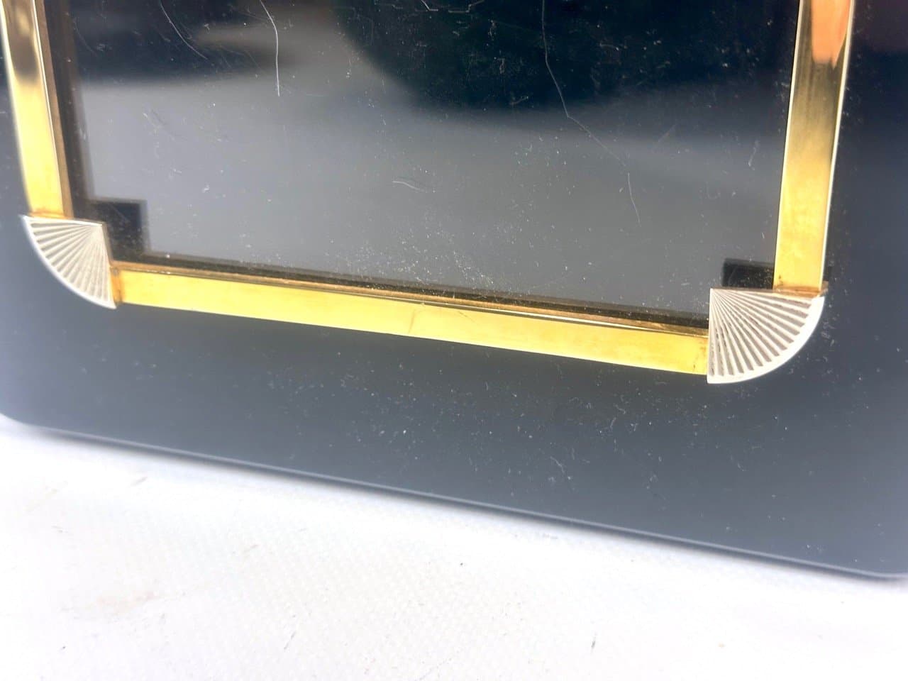 Ramka na zdjęcia Art Deco, bakelit czarny, mosiądz złoty, lata 20. - 152892