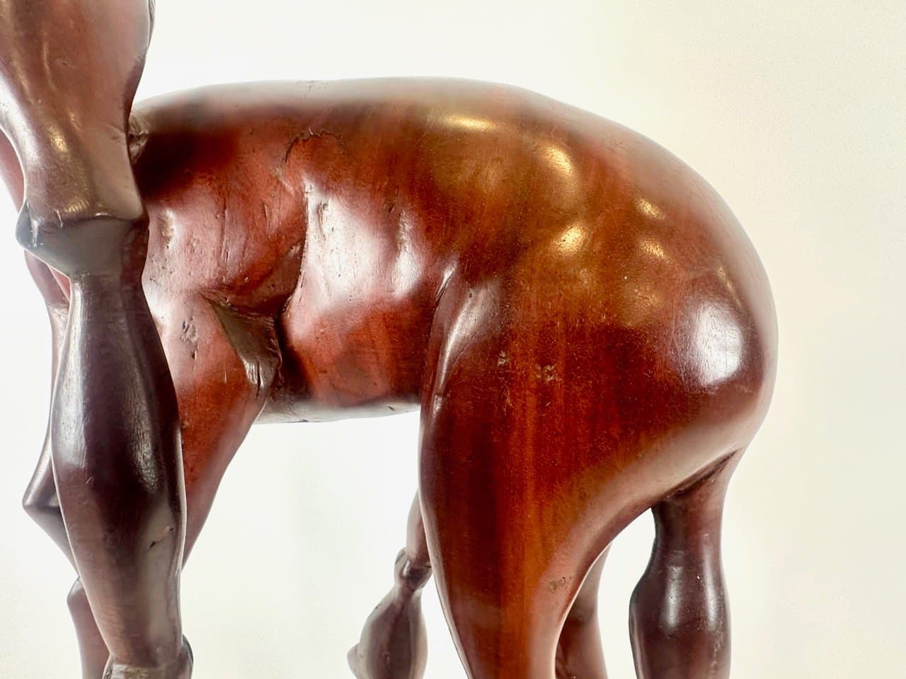 Rzeźba podłogowa antylopa, mahoniowy brąz, mahoń, Kenia, lata 60. - 153077