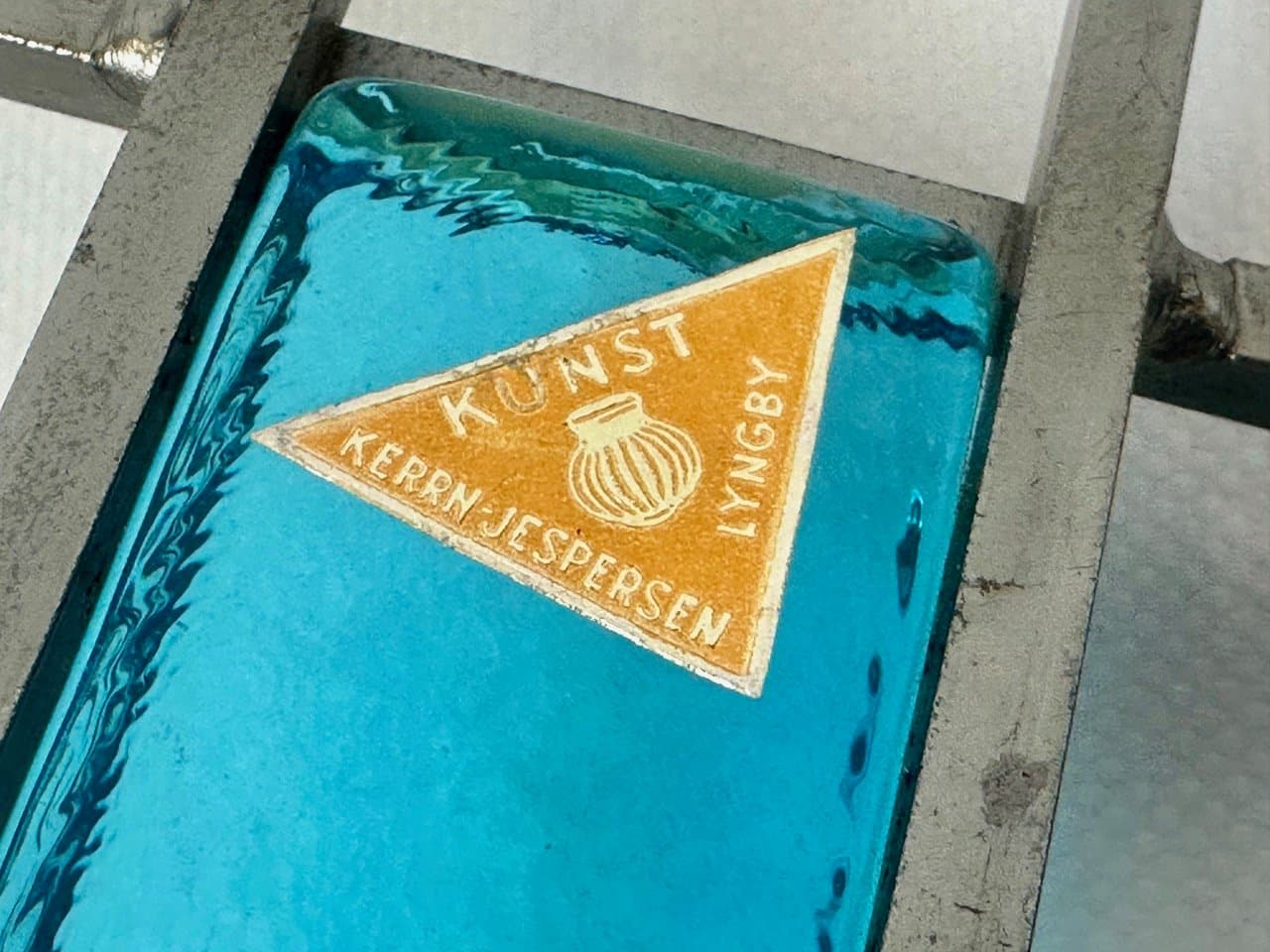 Para świeczników ściennych, modernistyczna, szkło niebieskie, żelazo srebrnoszare, Dania, lata 70. - 153182