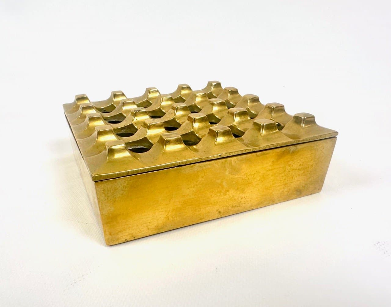 Popielniczka Ultima, złoty, mosiądz, proj. H. Bäckström, B. Ljungberg, Szwecja, lata 60. - 153371