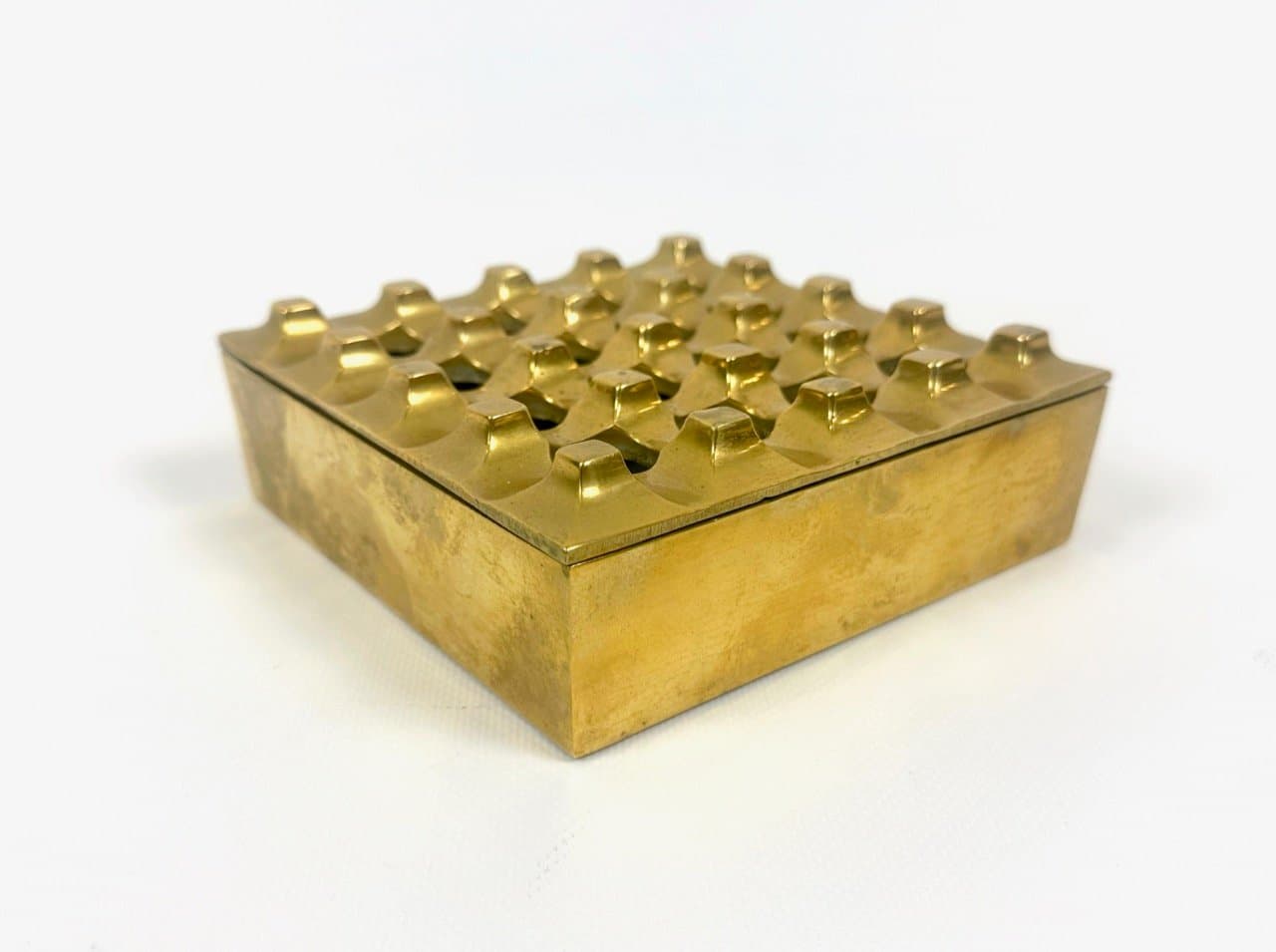 Popielniczka Ultima, złoty, mosiądz, proj. H. Bäckström, B. Ljungberg, Szwecja, lata 60. - 153365