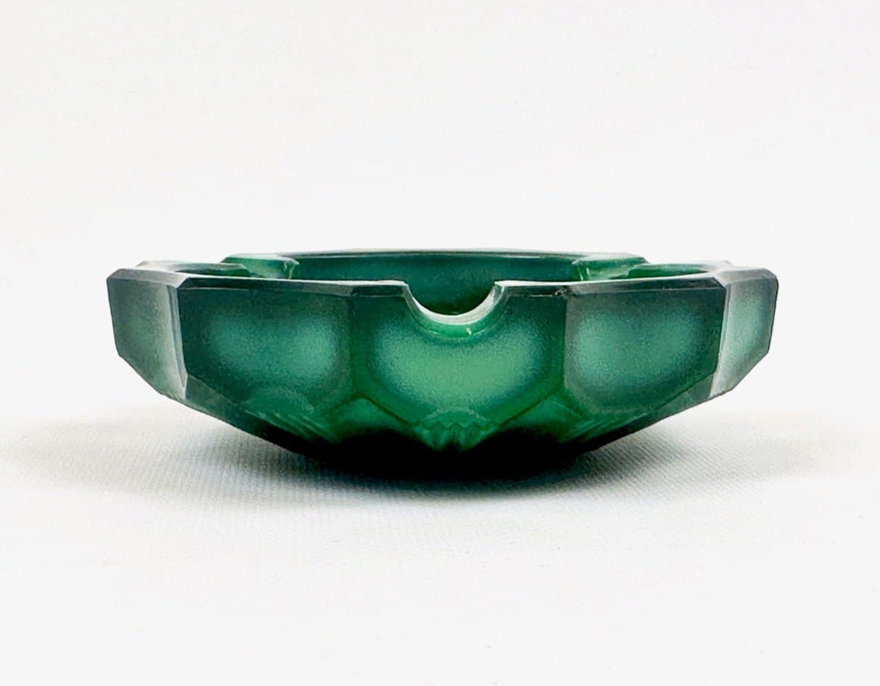 Popielniczka malachitowa, zielony, szkło, Czechy, lata 60. - 153419