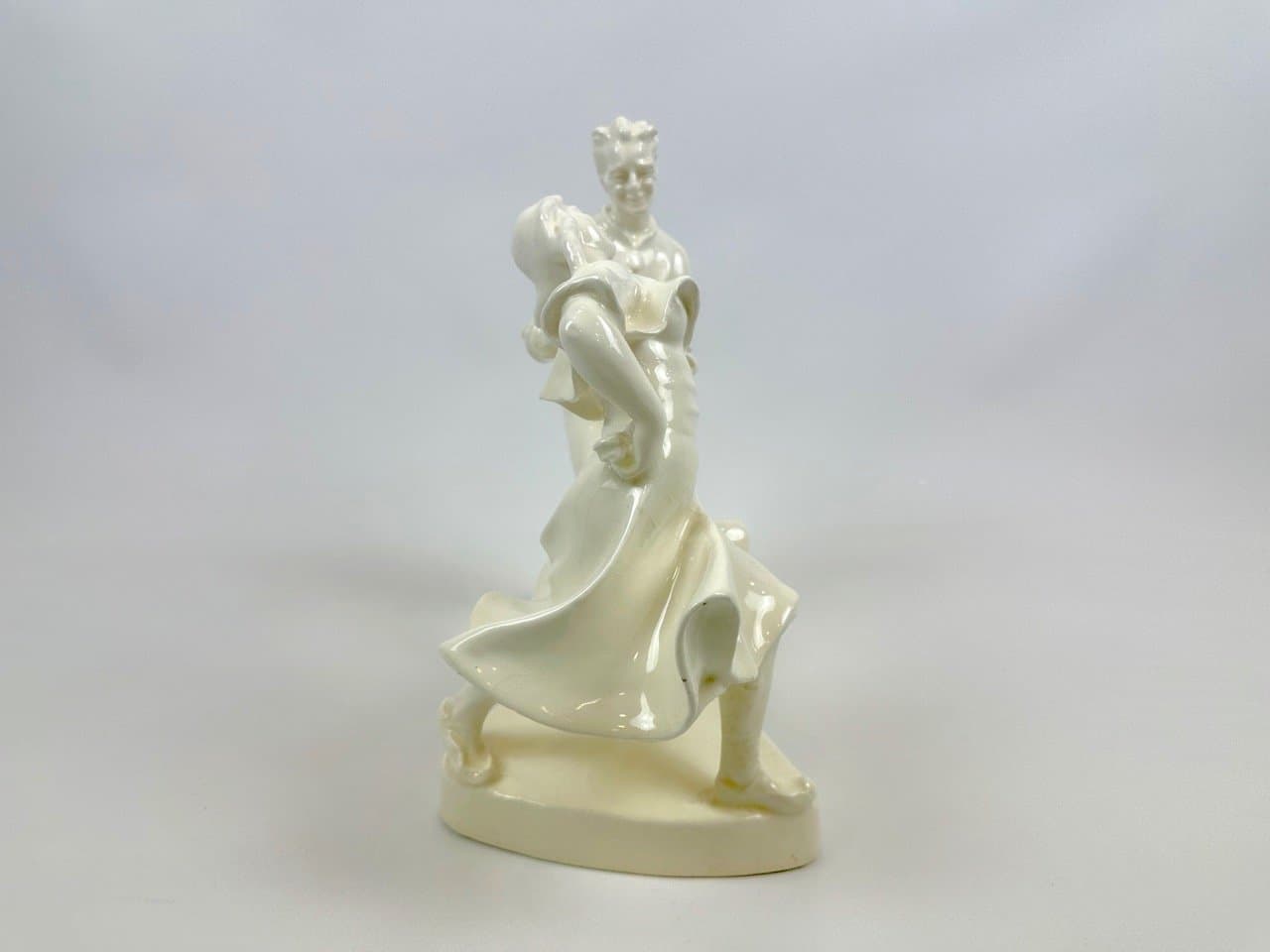 Figurka tańczącej pary, kość słoniowa, porcelana, proj. E. Hlavica, Czechy, lata 50. - 153477