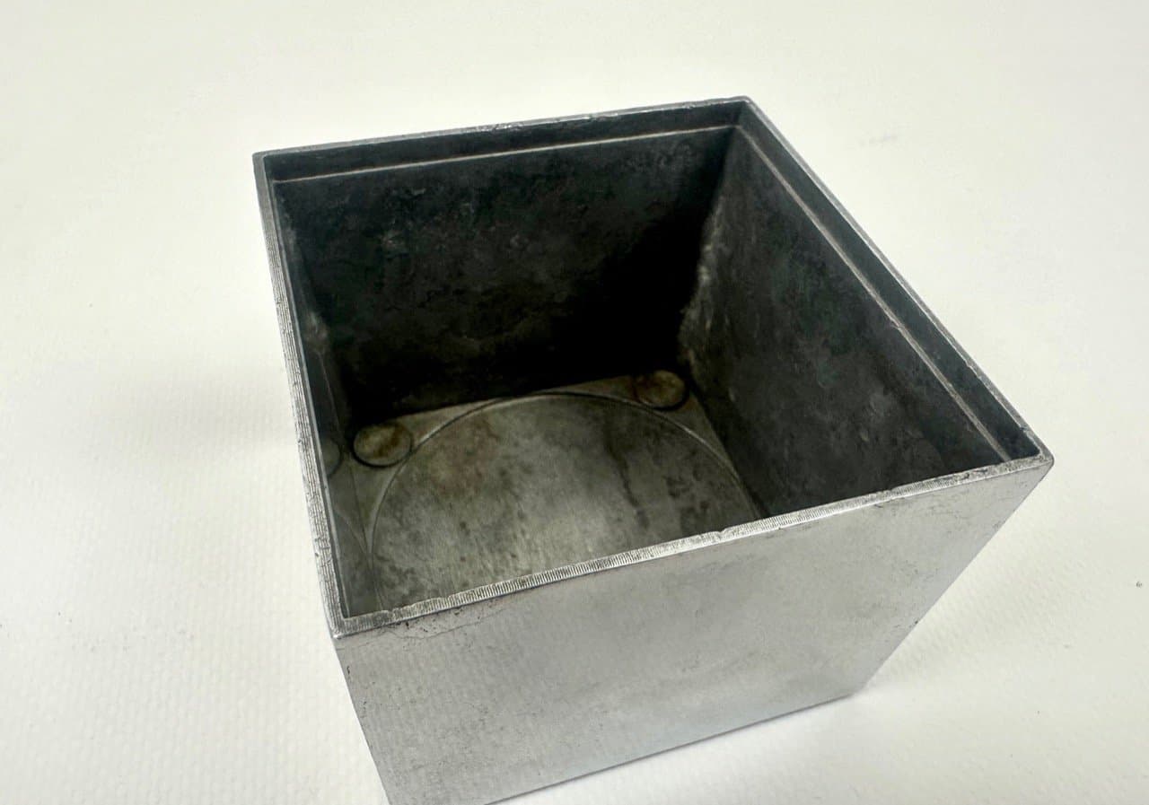 Popielniczka Ultima 7, aluminium srebrny, proj. H. Bäckström, B. Ljungberg, Dania, lata 60. - 153562