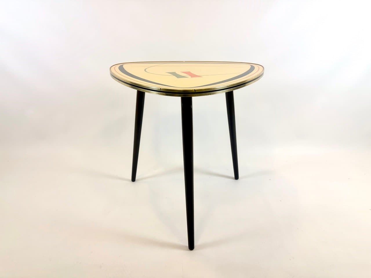 Stolik boczny trójnóg, multikolor, laminat, buk, Niemcy, lata 60. - 153597