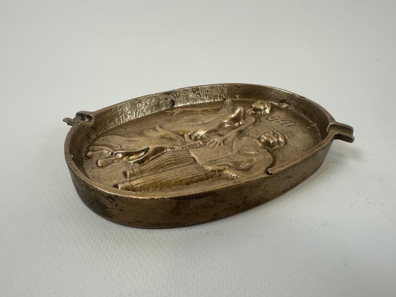 Ashtray Art Deco, golden bronze, 1940s - 153684