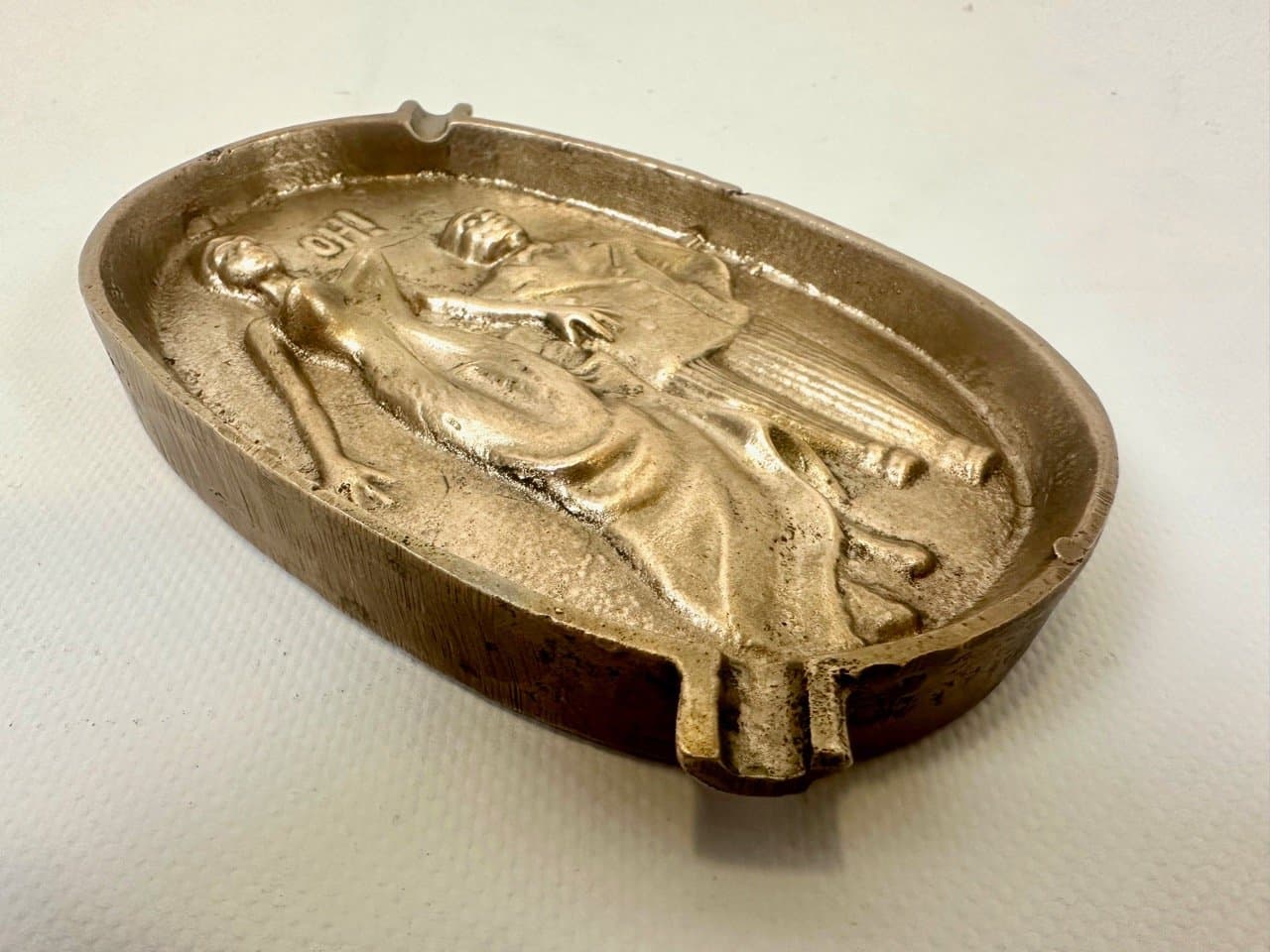 Ashtray Art Deco, golden bronze, 1940s - 153681