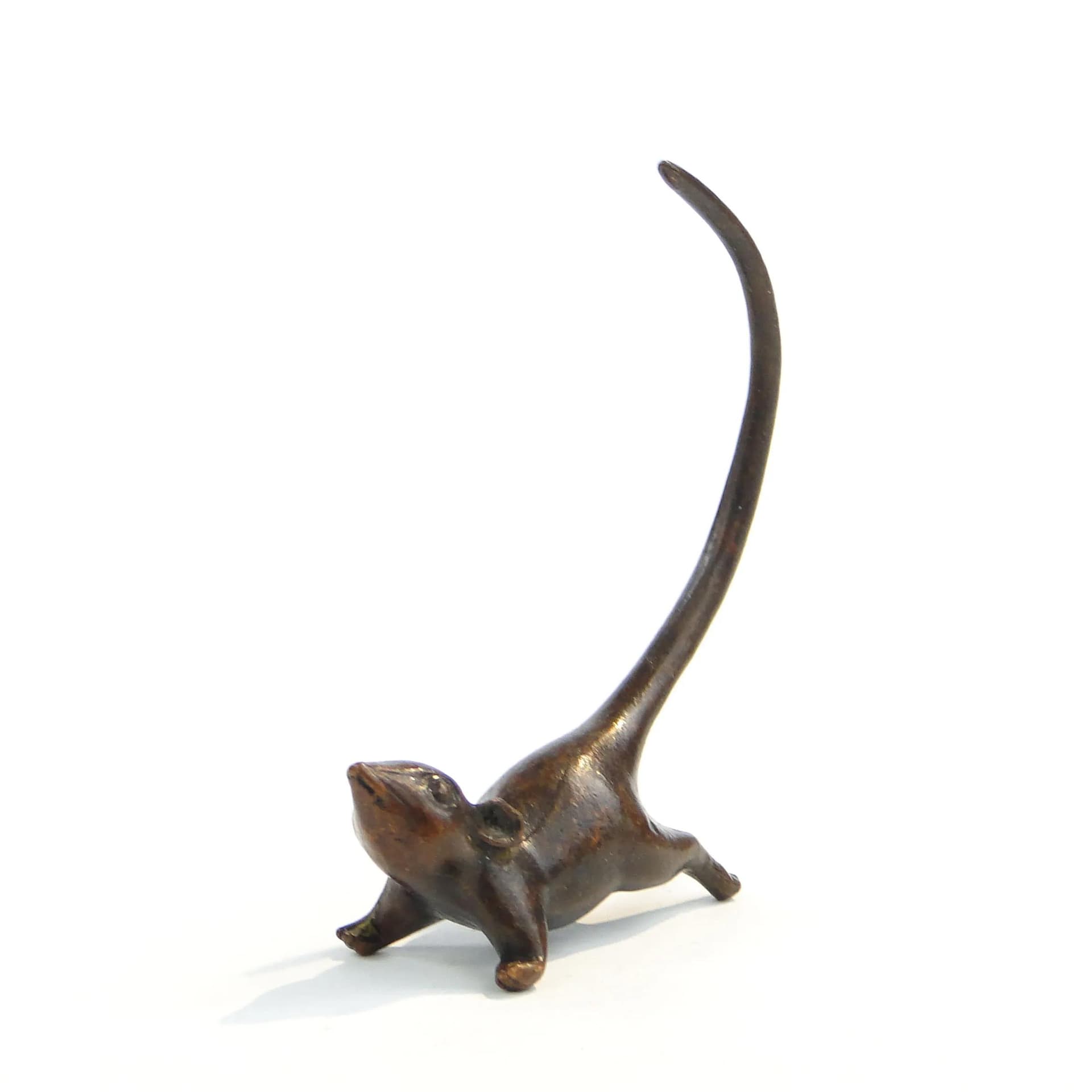 Desk sculpture, mouse, dark bronze, copper and bronze alloy, Far East, 21st c. - 9430