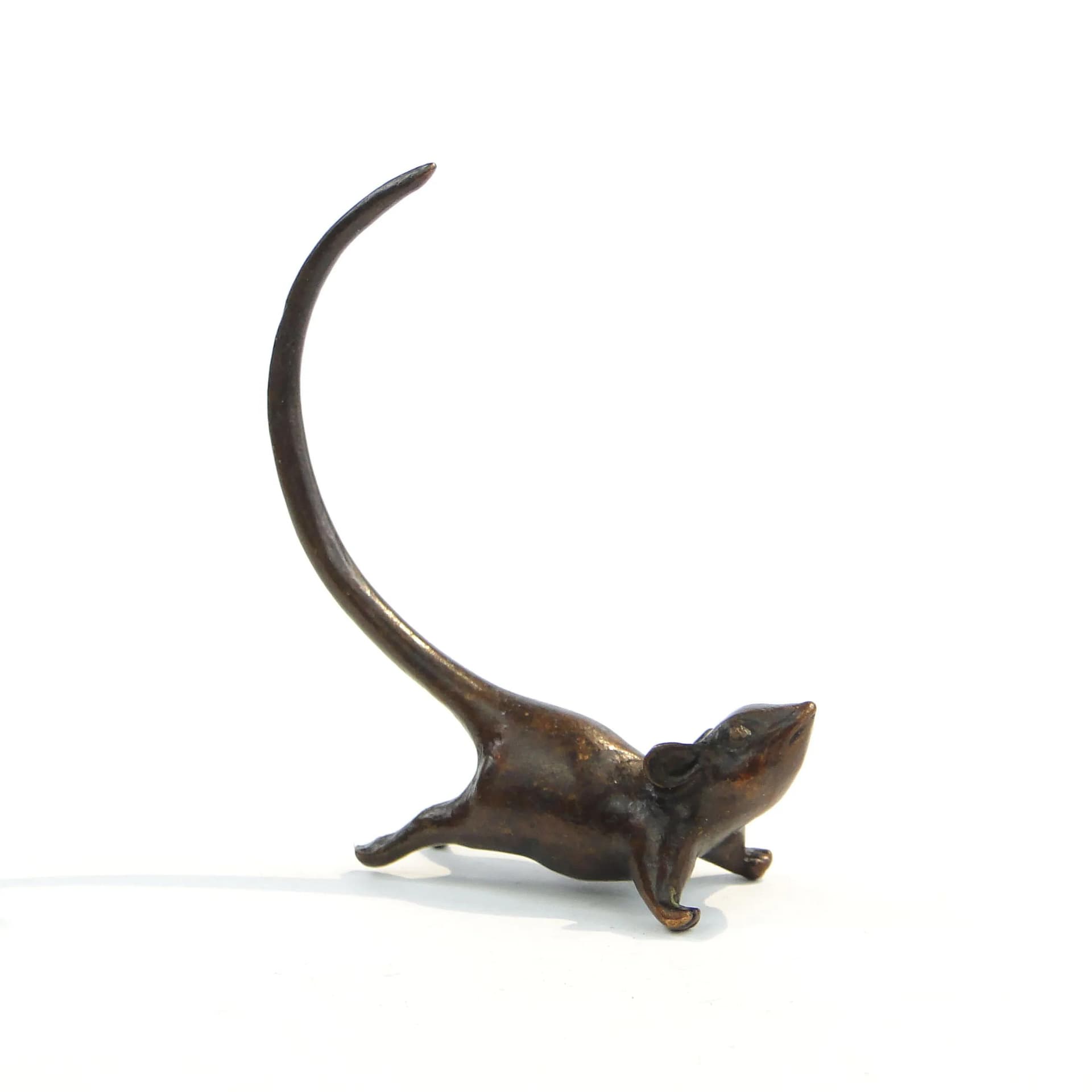 Desk sculpture, mouse, dark bronze, copper and bronze alloy, Far East, 21st c. - 9429
