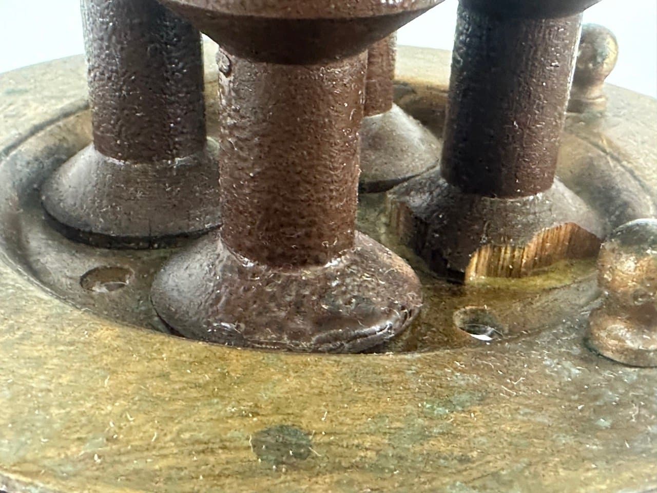 Stolik boczny, Folk Art Victorian, brązowy ciemny, drewno, mosiądz, Stany Zjednoczone, XIX w. - 154335