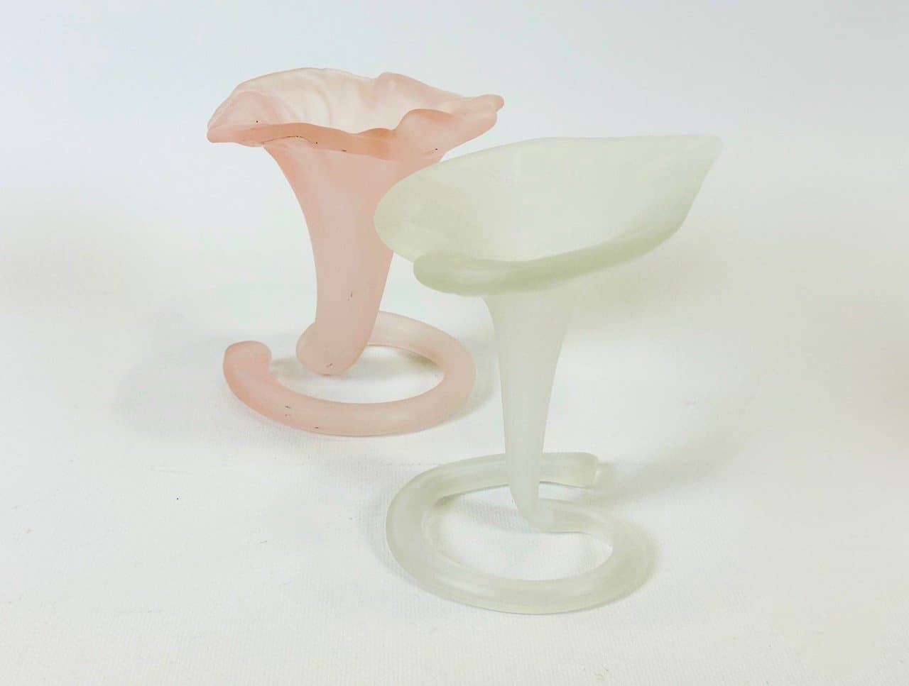 Pair of vases Italian Modern, pink, clear, glass, Italy, 1970s. - 154388