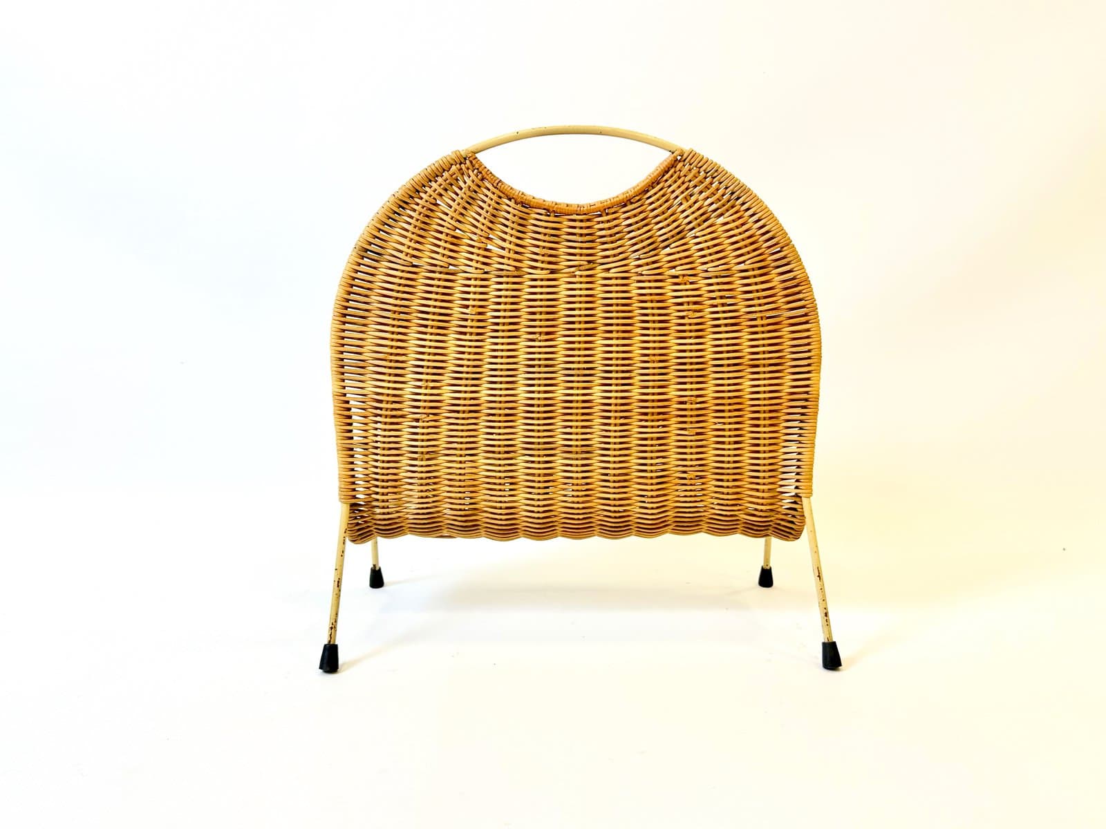 Stojak na gazety, beżowy, wiklina, stal, Niemcy, lata 60. - 155167