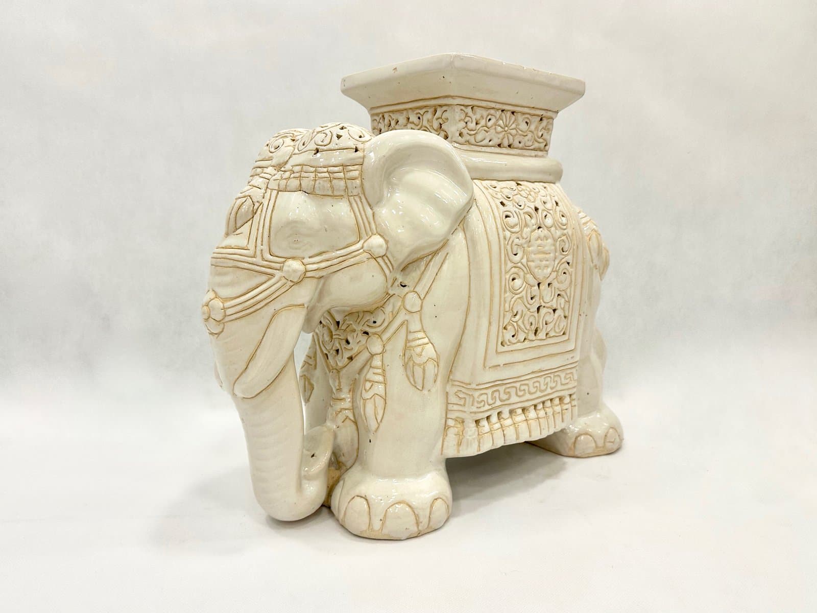 Stojak na kwiaty Słoń, ivory, ceramika, lata 50. - 155249