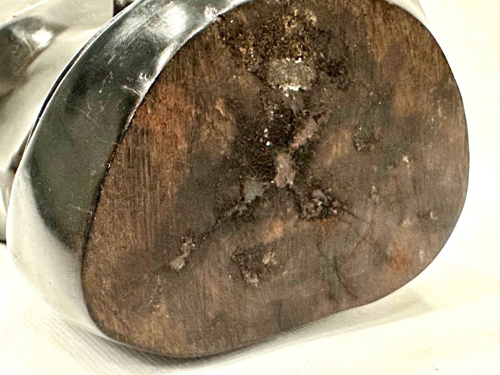 Rzeźba głowy kubistyczna, heban czarny, lata 60. - 155269