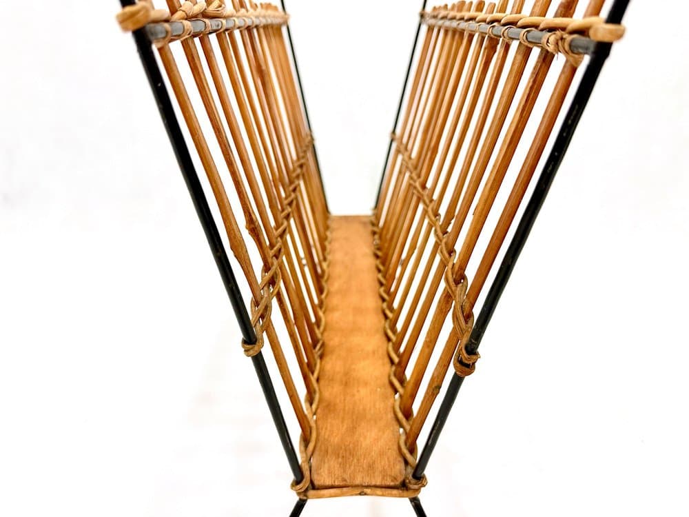 Magazine rack, light brown bamboo, black steel, 1960s. - 155328