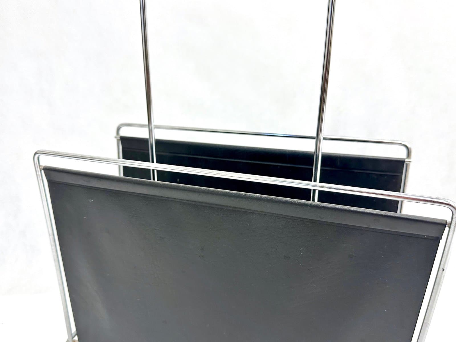 Magazine rack, black vinyl, chrome steel, Germany, 1970s. - 155384