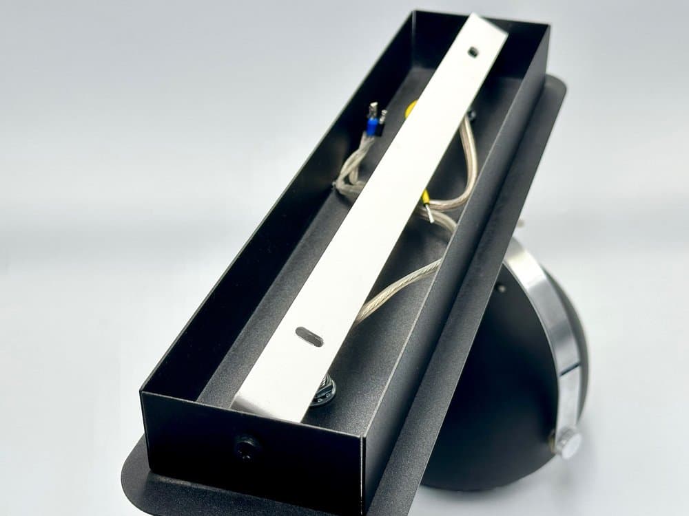 Lampa sufitowa lub ścienna, postmodernizm, metal czarny, lata 90. - 155809