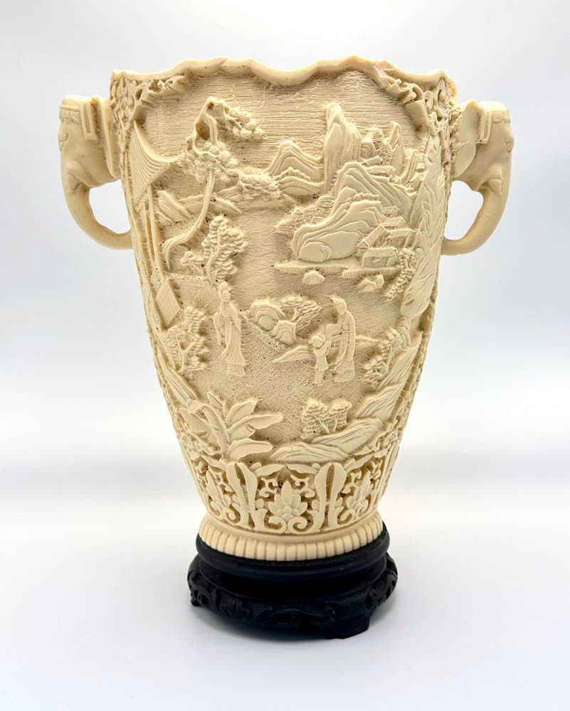Wazon chiński, kość słoniowa, żywica, Chiny, lata 70. - 155868