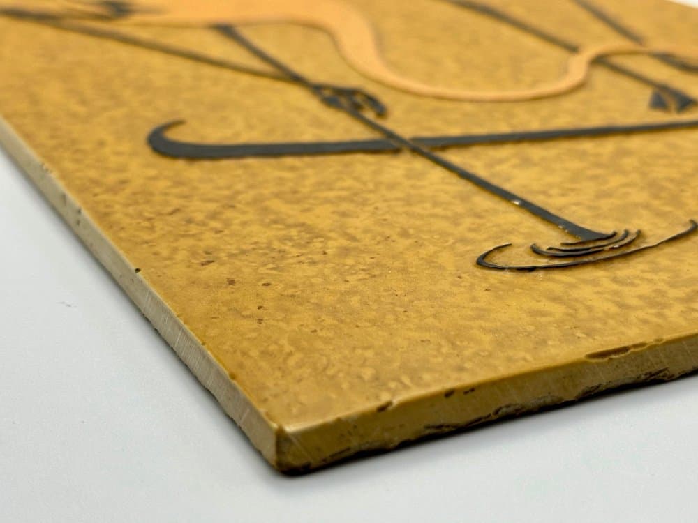 Relief ścienny z flamingami, kamień brązowy ciemny, Niemcy, lata 60. - 155894