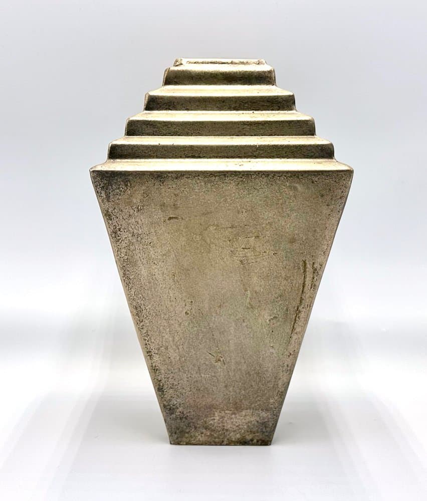 Wazon modernistyczny, srebrny, stal platerowana srebrem, lata 50. - 156035