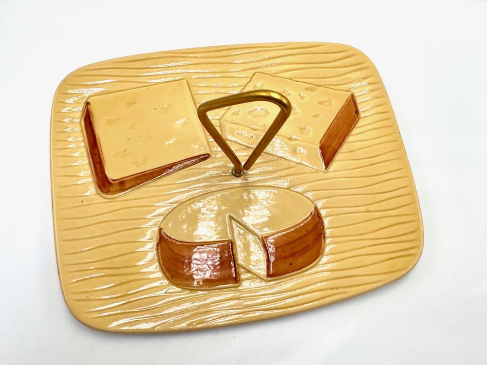 Cheese plate, yellow ceramic, France, 1960s. - 156392