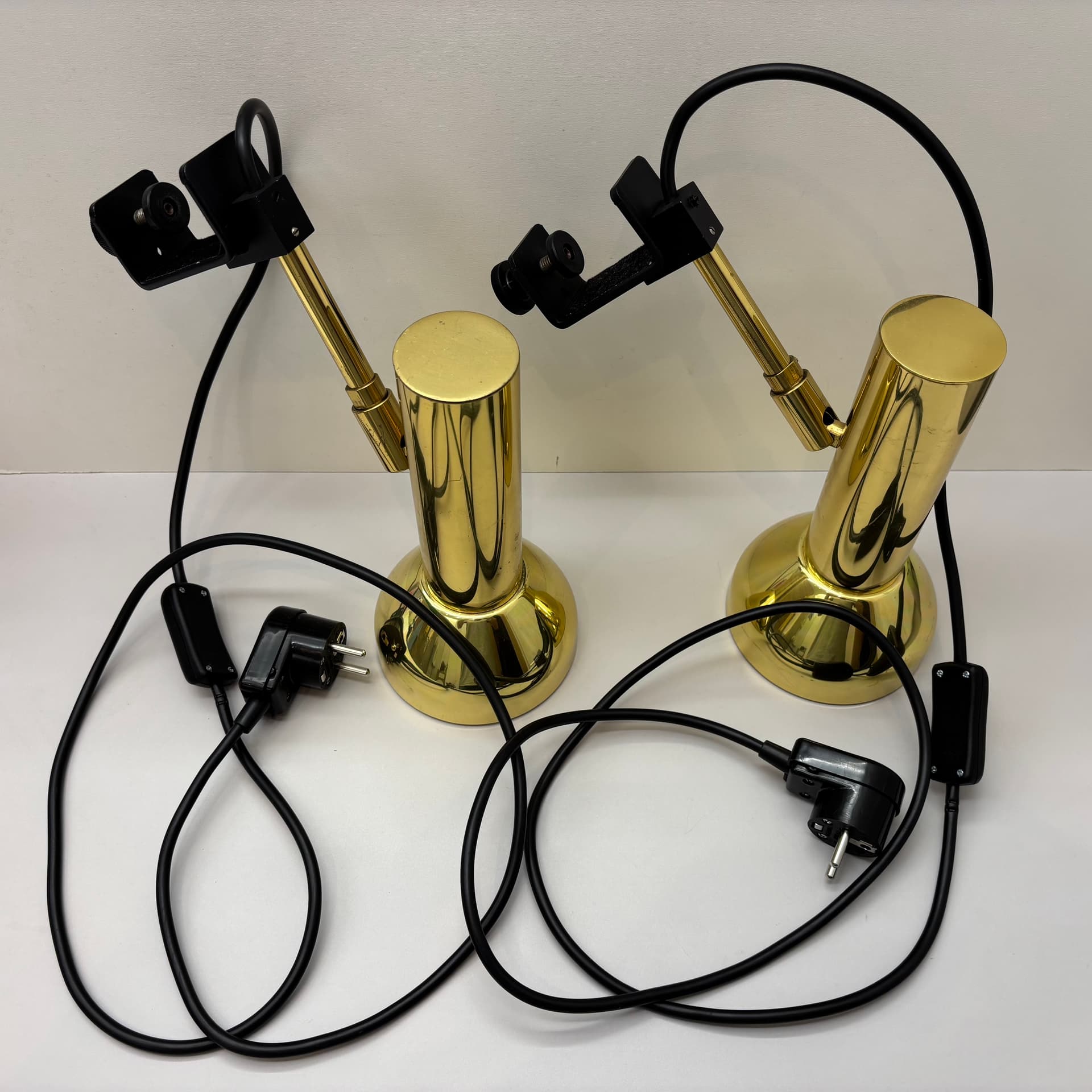 Pair of wall sconces, golden brass, Germany, 1970s. - 142641