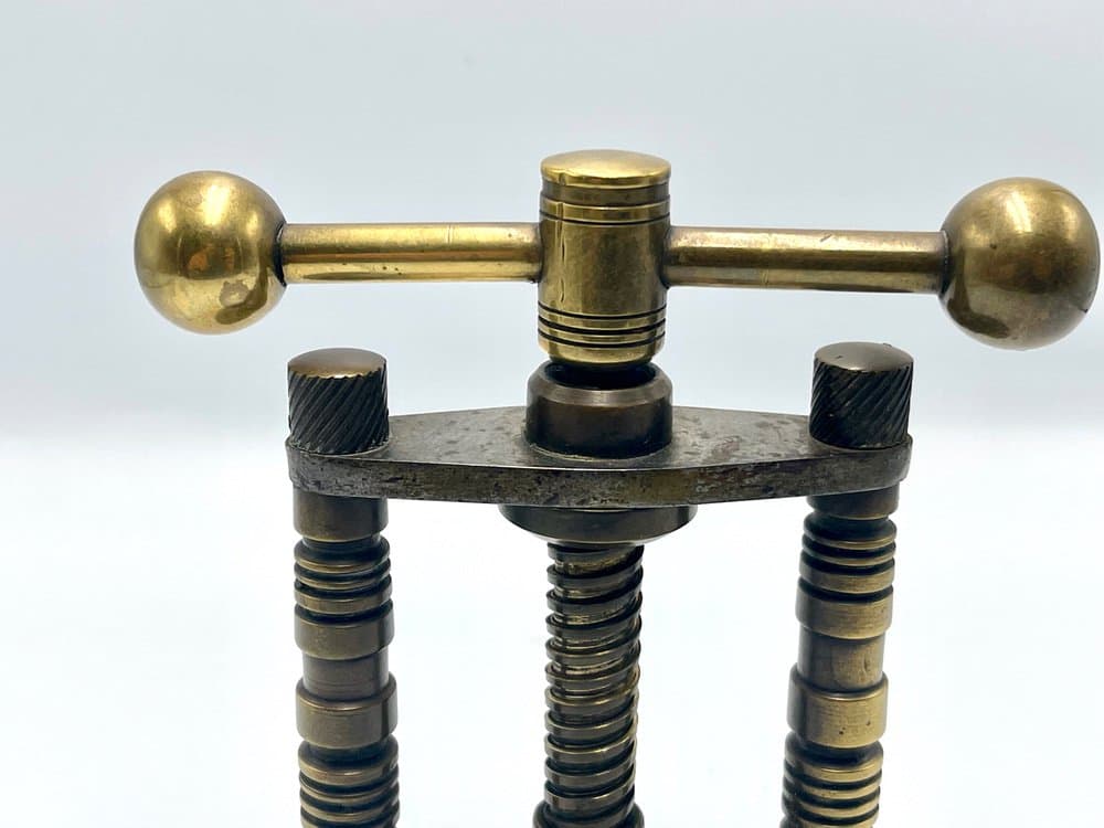 Dziadek do orzechów Art déco, mosiądz złoty, Polska, lata 30. - 156939