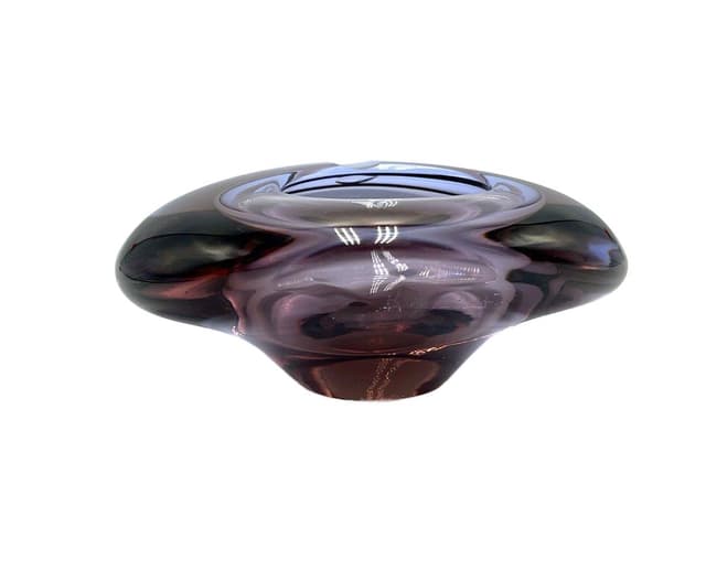 Ashtray, amethyst violet glass, Czech Republic, 1960s. - DIMENSION