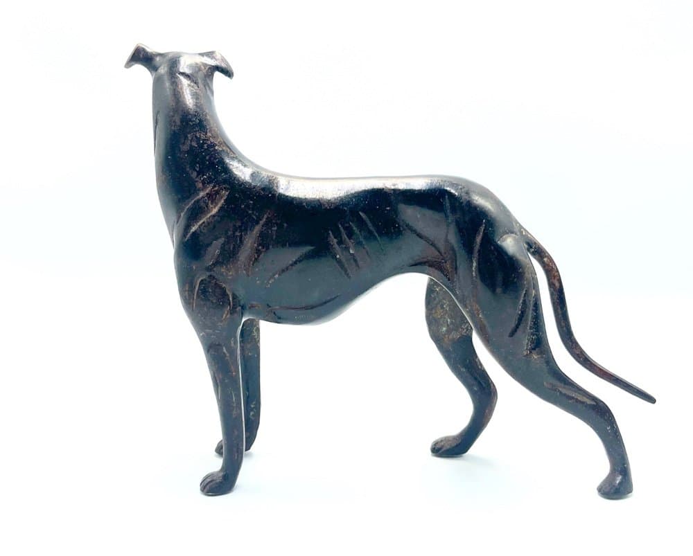 Figurka whippet, art déco, żeliwo ciemny brąz, lata 60. - 157107