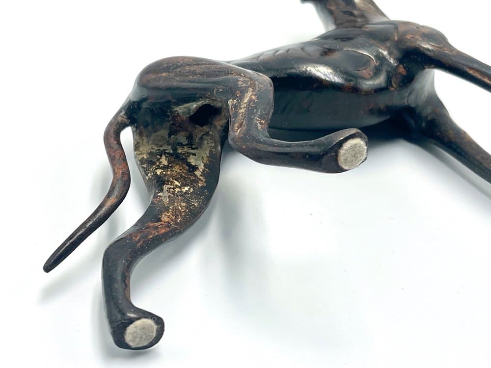 Figurka whippet, art déco, żeliwo ciemny brąz, lata 60. - 157102