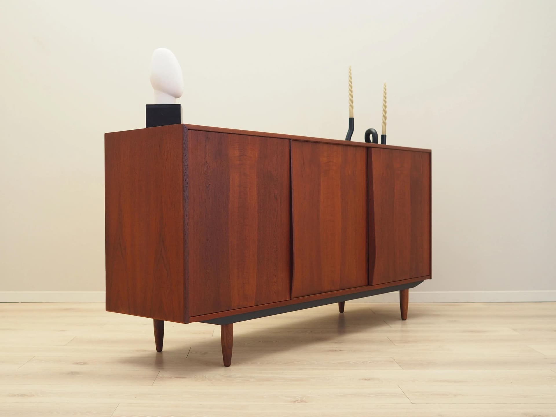 Sideboard, tek, brązowy, Dania, lata 70. - 9865